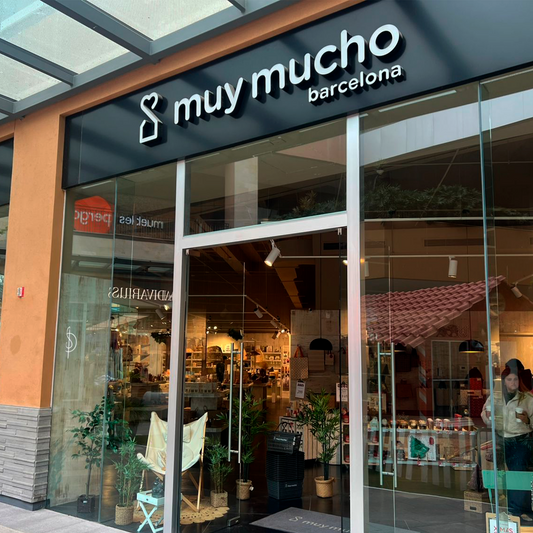 MUY MUCHO